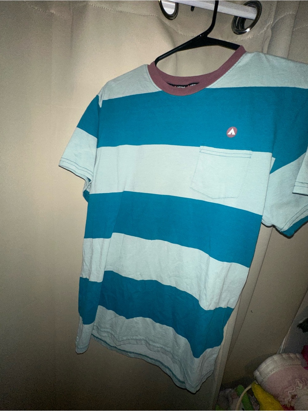 Airwalk brand striped t-shirt blue stripes pocket mens size medium